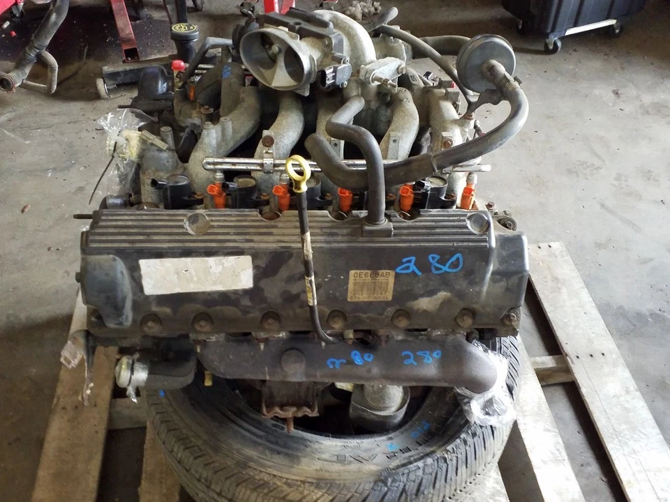 6.8L Engine Assembly VIN S 8th Digit Fits 2000-2001 Ford F250 F350 Excursion Foto 3 de 4