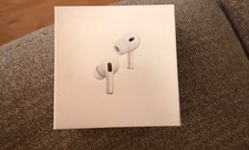 Apple AirPods Pro with MagSafe Wireless Charging Case - White