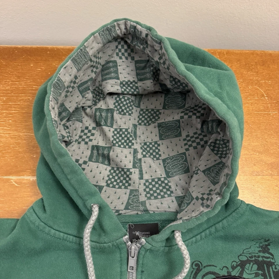 Куртка с капюшоном на молнии мужская Universal Studios Harry Potter средний размер зеленая Slytherin Snake - Изображение 2 из 4
