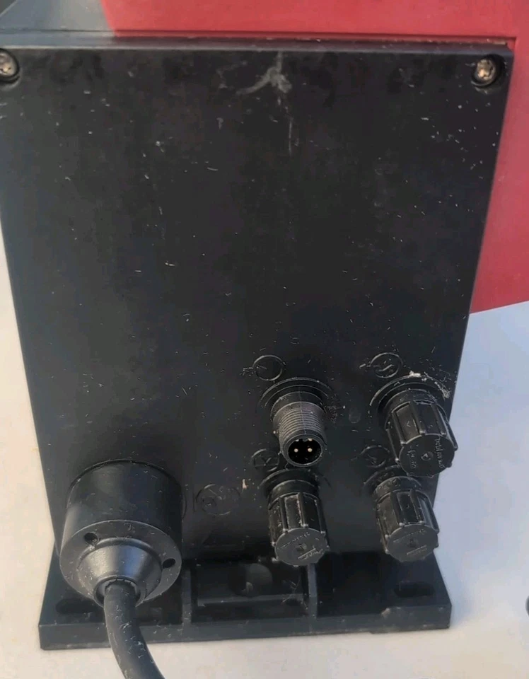 Bomba dosificadora digital Grundfos X DDA 7,5-16 AR-SS/T/SS-F-31 A977223891 Foto 3 de 4