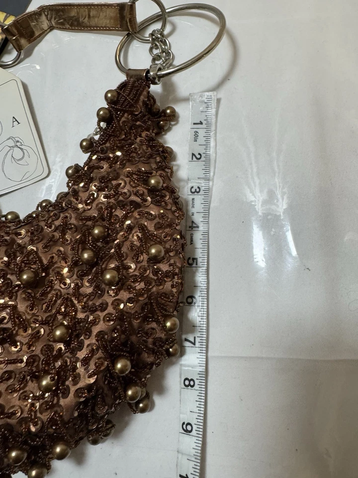 Bolso de mano Candice Los Angeles con cuentas de bronce brillante noche en forma de corazón nuevo con etiquetas Foto 3 de 4