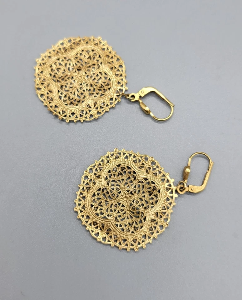 Elegantes pendientes colgantes Catherine Popesco La Vie Parisienne oro estrás E1 Foto 4 de 4