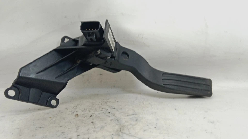 2S719F836DA PEDAL ACELERADOR / 2411883 PARA FORD MONDEO III SEDAN B4Y 2.0 16V - Imagen 2 de 4