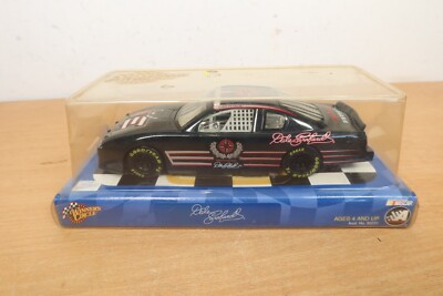 Winners Circle Dale Earnhardt 1:24 Die-Cast Modellauto NASCAR 7 Time Champion NEU