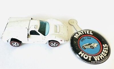 Hot Wheels Redline 1967 Ford J-Car Hong Kong White Enamel No Hinge Stop w Button
