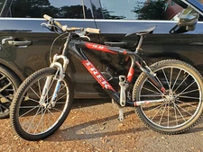 TREK OCLV Honey Comb Carbon Fiber Ultra light Bike Elite 9.8 Excellent cond!!!