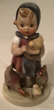 Vintage Goebel Hummel Figurine “Feeding Time” No 199 TMK-4 Damaged