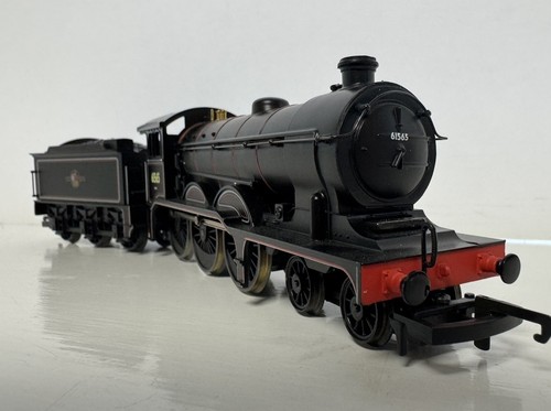 Paquete de tren Hornby R2134M Great British Trains edición limitada BR 4-6-0 B12/13 61565 - Imagen 5 de 20