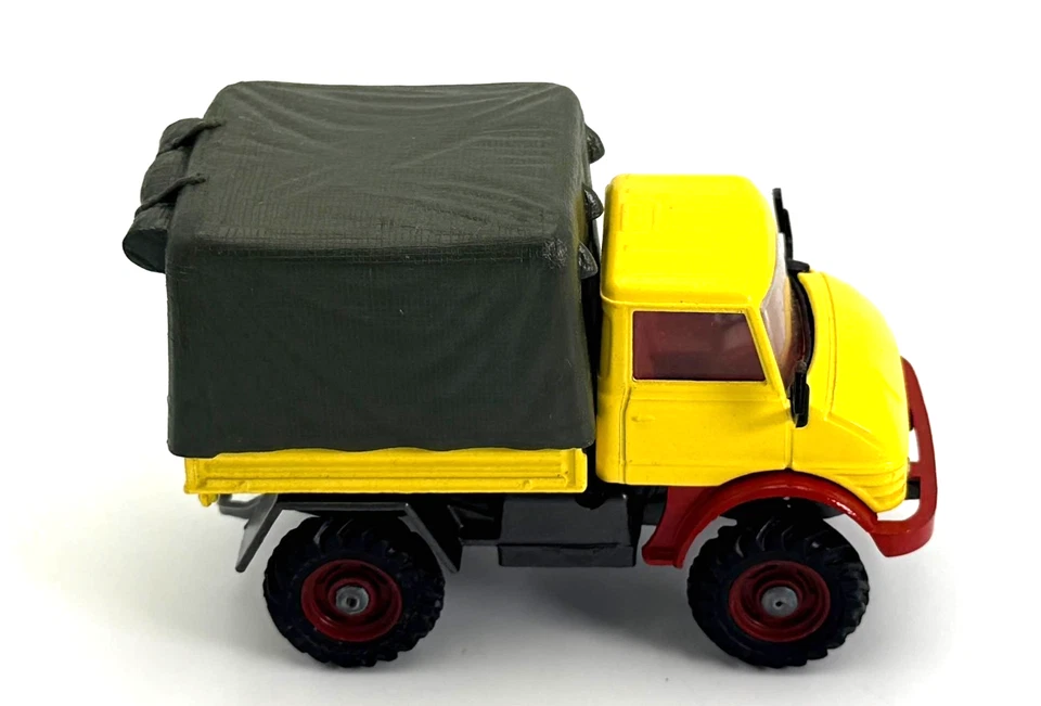 Corgi Toys - #406 Mercedes Benz Unimog w/ Canopy - Image 4 of 4