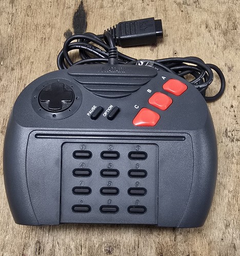 Atari Jaguar Genuine Retro Gaming Controller wired perfect working - Picture 1 of 3