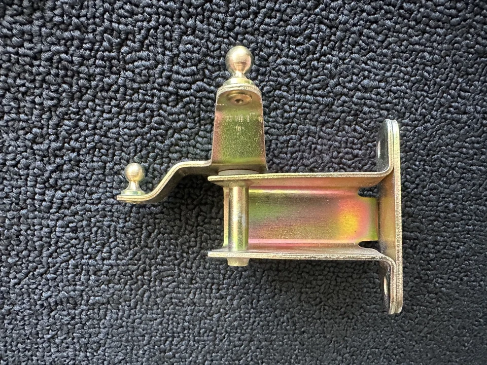 280Z 79-83 Datsun Nissan 280ZX L28 acelerador pedal acelerador acoplamiento pivote OEM Foto 2 de 4