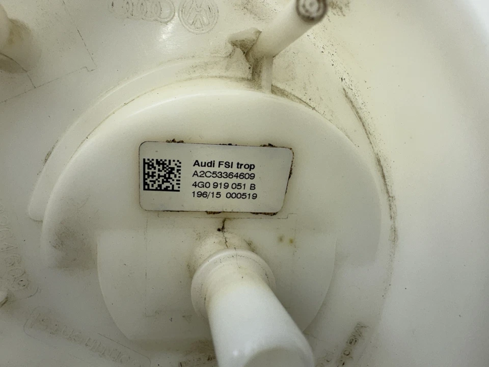 AUDI A6 C7 2012-20187 2,0 L QUATTRO GASOLINA TANQUE COMBUSTIBLE BOMBA ELÉCTRICA OEM Foto 3 de 4