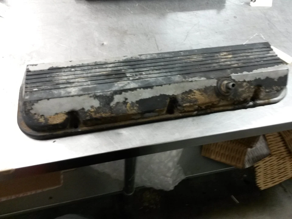 Cubierta de válvula para 96-00 Chevrolet K3500 7.4 Foto 2 de 4