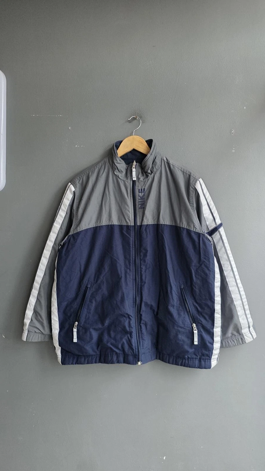 Vintage 00s Nike Colourblock Windbreaker Jacket Navy Grey Stripe Y2K Reversible