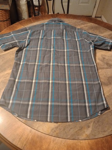 Men's AIRWALK Gray Blue Plaid Short Sleeve Casual Button Down Shirt. Medium - Picture 14 of 16