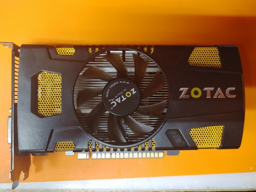 Zotac NVIDIA GeForce GTX 550 Ti (ZT-50401) 1GB - Picture 1 of 4