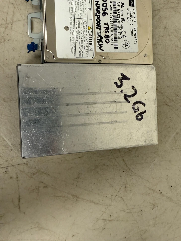 Lote de 5 discos duros IBM DCXA-210000 10,5 GB/N 84G2986 y más vintage Foto 4 de 4