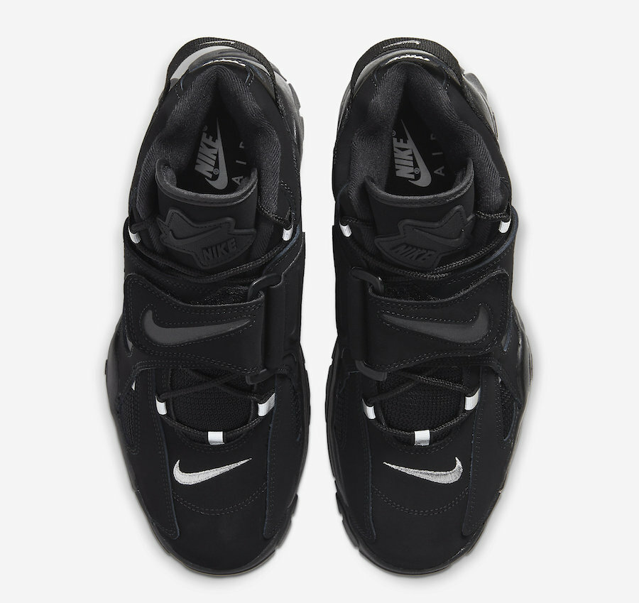 nike air barrage triple black