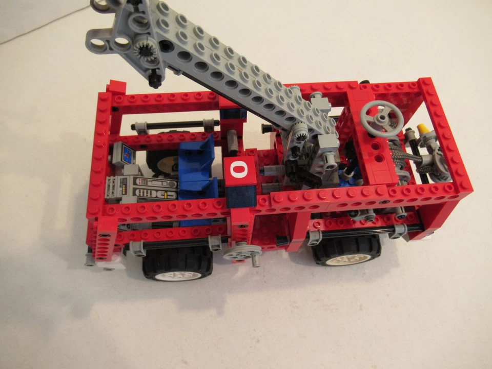 (AH 10) Lego Technic 8280 Feuerwehr Wagen mit OVP & BA ohne FIGUREN - Bild 4 von 4