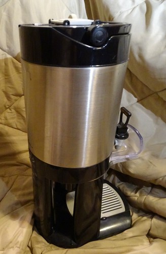 Fetco L4S-10 LUXUS 1 Gallone Spender mit Ständer & Frische-Timer Lautstärkeanzeige - Bild 10 von 17