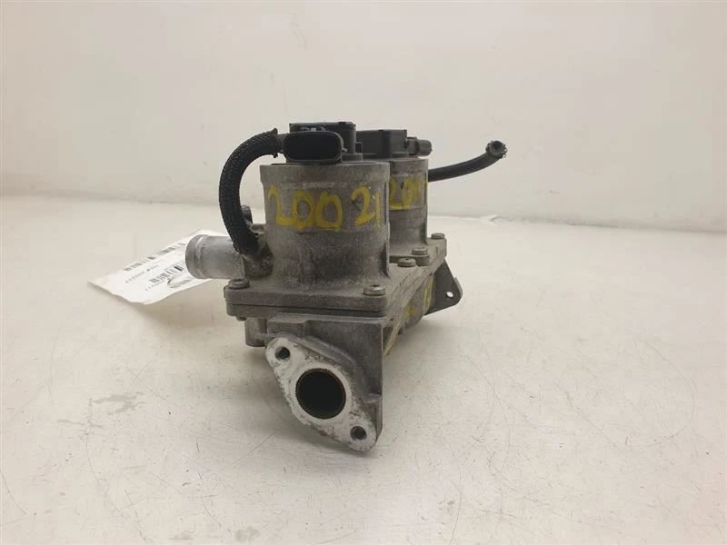 2012 TOYOTA TUNDRA 5.7L 4WD AT EGR VALVE - Imagem 3 de 4