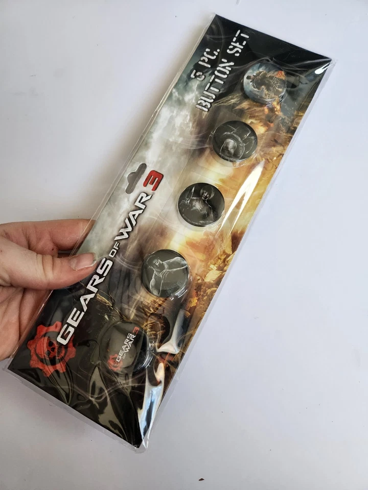 GOW3 Gears of War 3 | 5 pc. Button Set (NECA/Epic Games,2011) Factory Sealed - Image 2 of 3