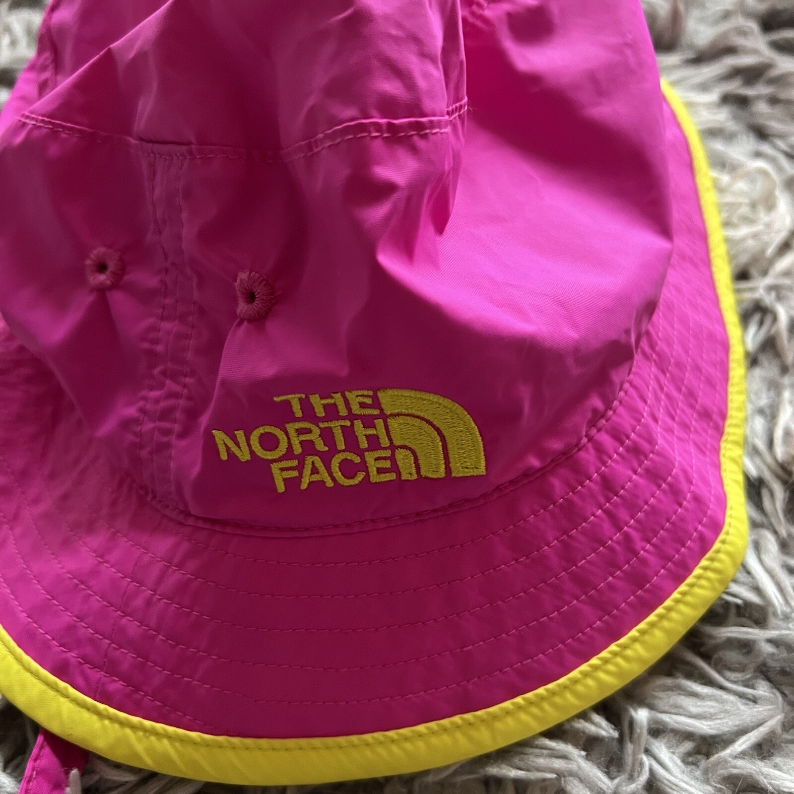 The North Face Bucket Hat W Strap One 