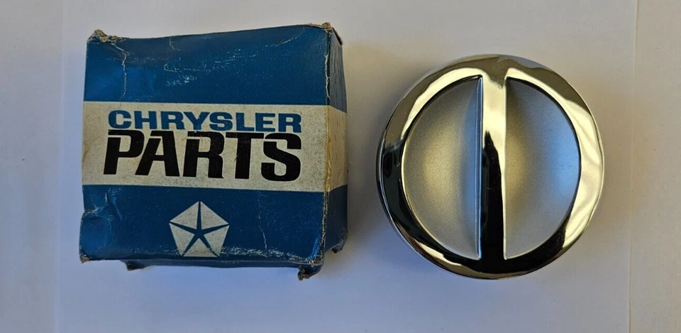 1970-1972 Dodge Challenger tampa de enchimento de tanque de combustível gasolina sem ECS NOS 3404657 - Imagem 3 de 4