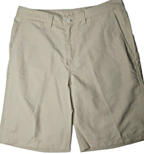 REI Shorts Mens 32W 11" Beige Hiking Casual 5-pocket Wicking UPF 50  Logo