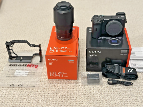 Sony a6600 Camera pristine condition with Lens E55-210mm Extras Small Rig Cage