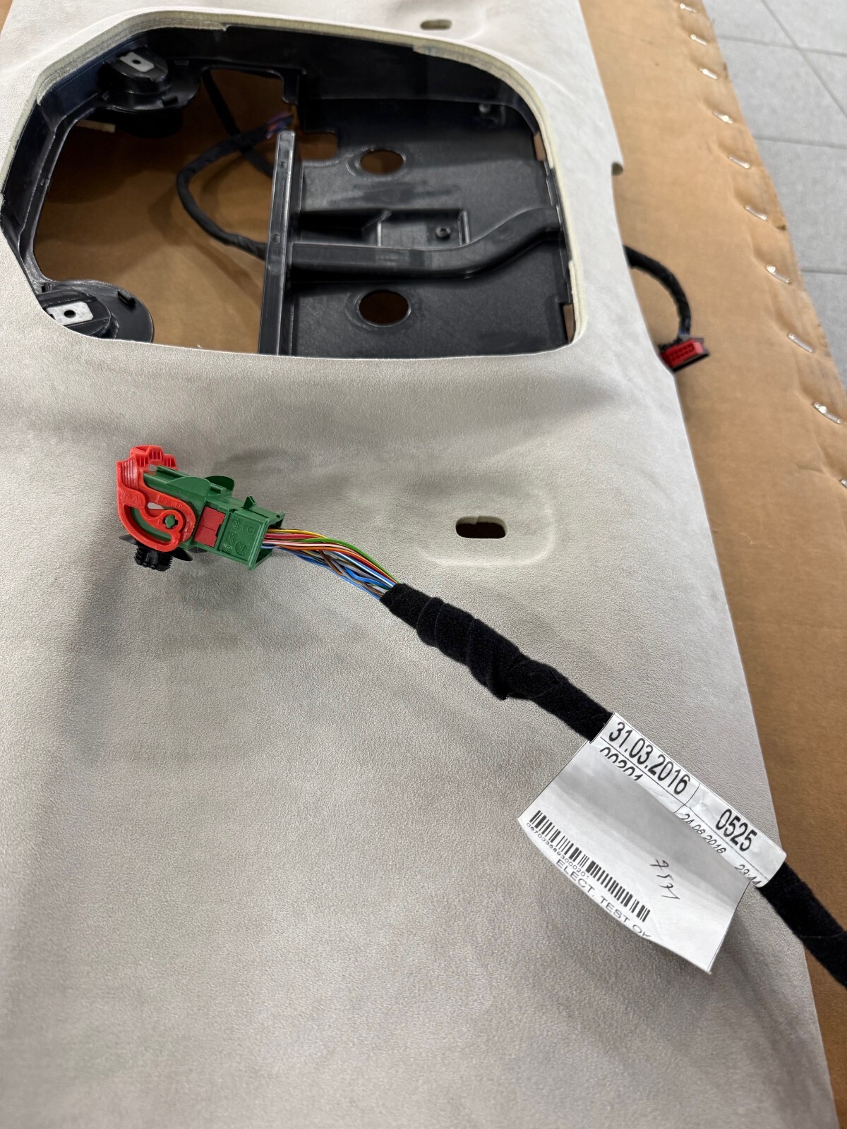 MASERATI QUATTROPORTE ROOF HEADLINER COVER OEM 670071282