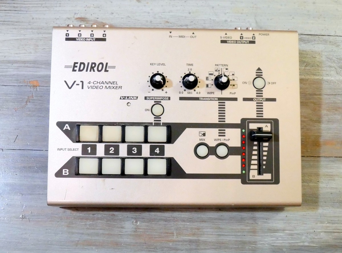 628 Roland edirol V-4 ビデオミキサー Roland Edirol V4 Video Mixer ⋆ CUE Sale