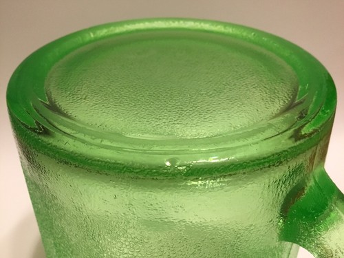 HAZEL ATLAS 4 Cups (1 Qt) Measuring Cup Green Uranium Glass w/ A&J Hand Mixer - Picture 18 of 19