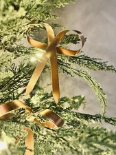 Set Of 12 Metal Gold Bow Ornaments with Clip for Christmas Tree  Holidays Gifts