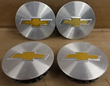 OEM Used Set of 4 Chevrolet Machined/Textured Bow Tie Center Caps 9595010