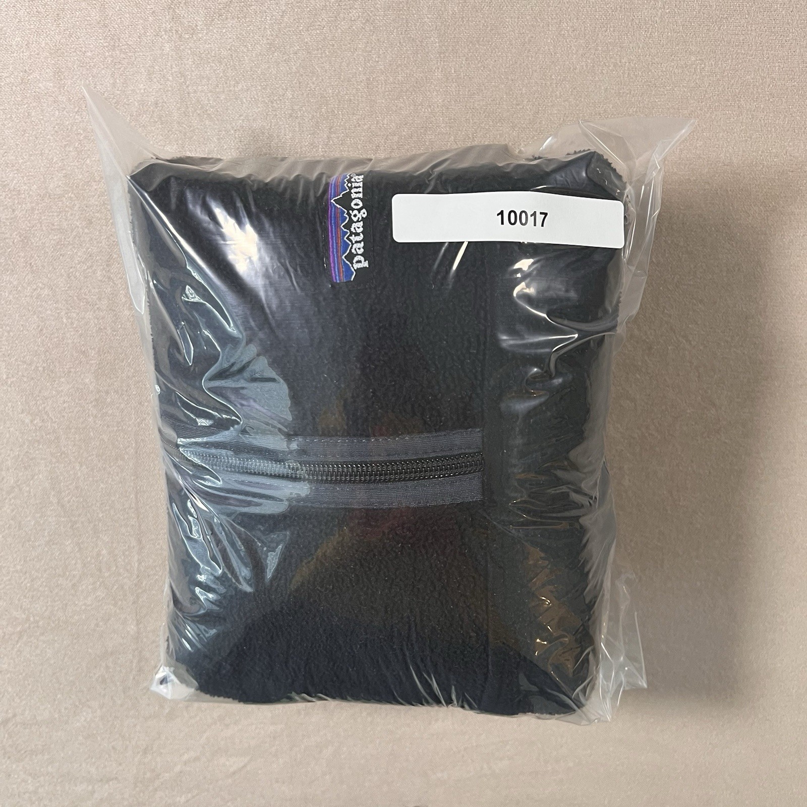 Patagonia Black Zip Fleece Jacket Pockets Stand-Up Collar Men's Size S thumbnail 9