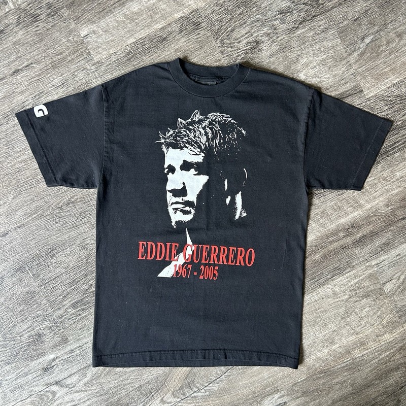 Vintage T Shirt WWE Eddie Guerrero Latino Viva La Raza