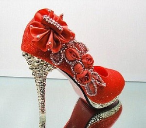 beautiful red heels