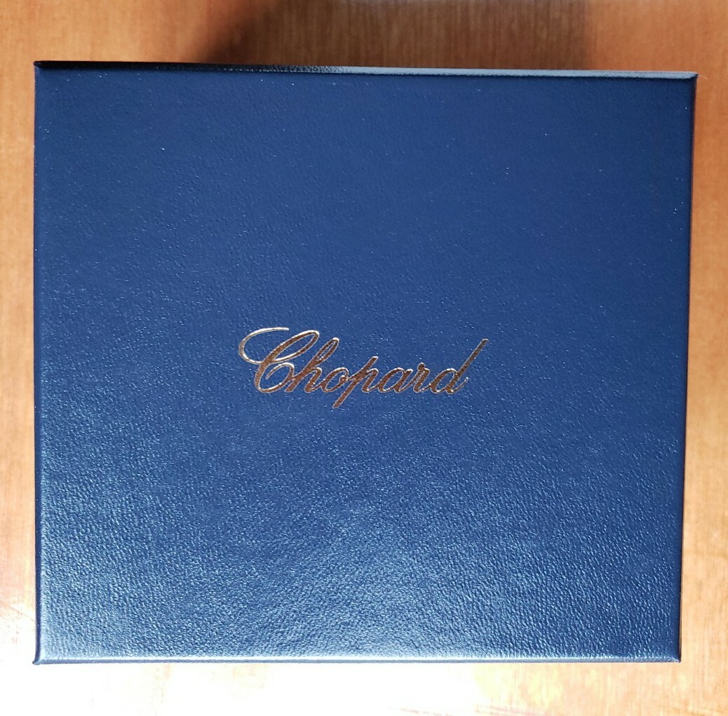 Picture 2 of 8