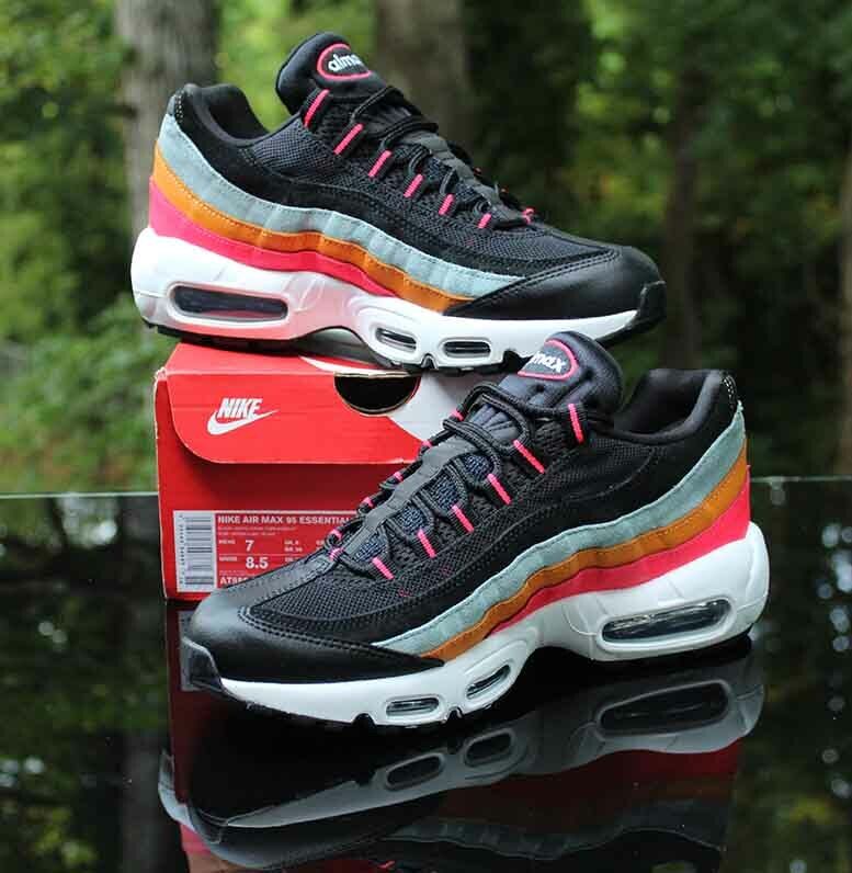 Nike Air Max 95 Ocean Cube Men's Size 7 Black Kumquat Custom Nike Air Max 95 Ocean Cube Men's Size 7 Black Kumquat Custom