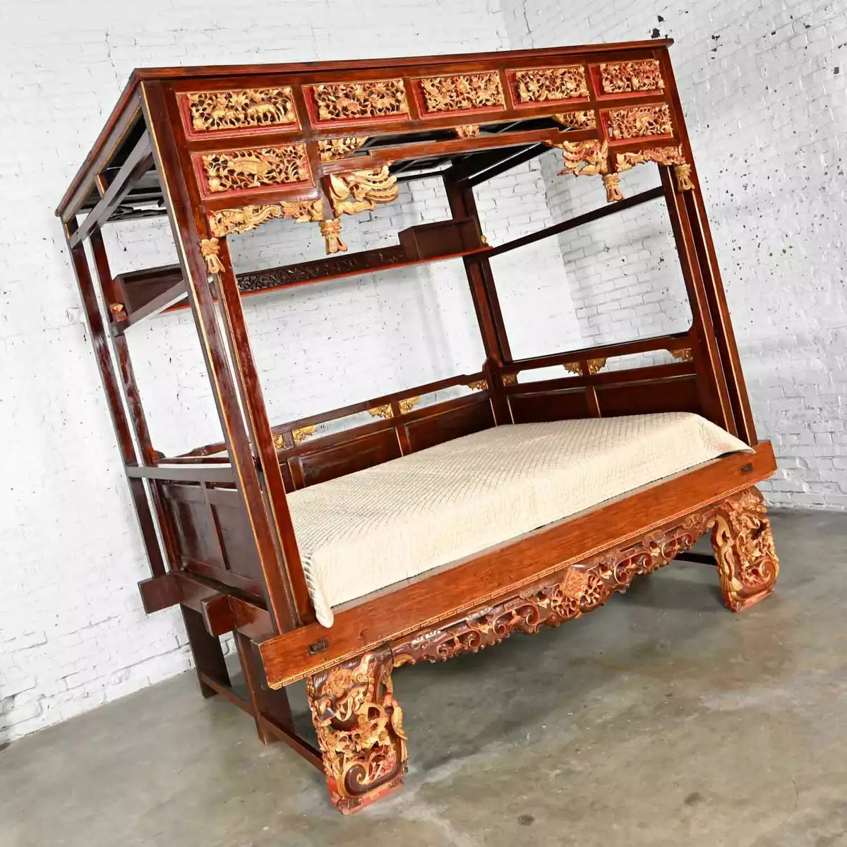 Chinese best sale wedding bed