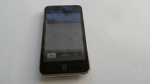 Apple iPod touch 2nd Generation Black (8GB) Full working order 880 - Picture 4 of 8