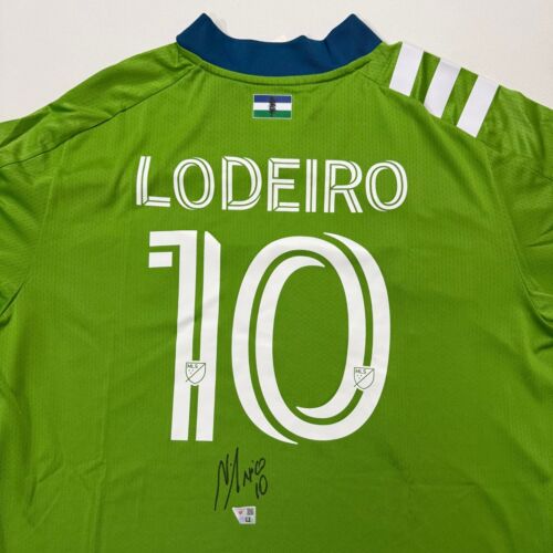 CAMISETA ADIDAS MLS AUTÉNTICA FIRMADA POR NICOLAS LODEIRO SEATTLE SOUNDERS - FANÁTICOS - Imagen 2 de 9