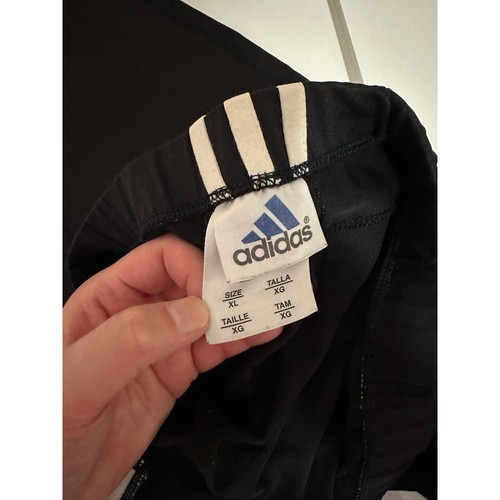 Women 2 Adidas XL Black Yoga pants and leggings, runs short & has signs of use - Picture 16 of 18