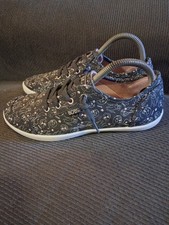 Bobs for Dogs Skechers Black Slip-On Flat Shoes Women's Size 8