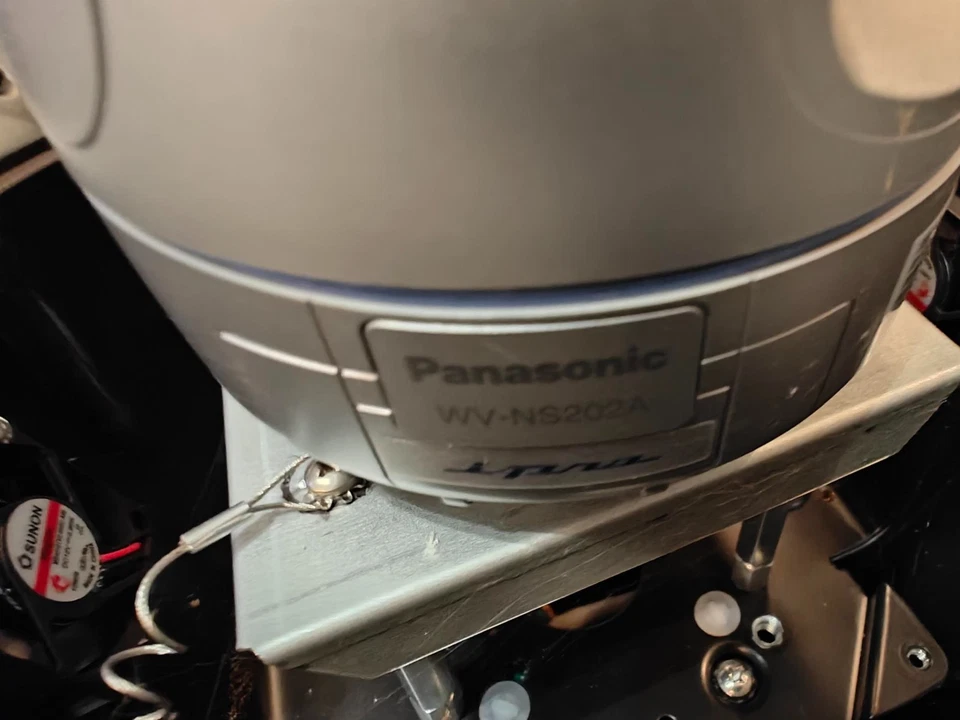 Cámara domo Panasonic WV-NS202A I-Pro red PTZ 22x video alarma 45-HUF7-1720 Foto 3 de 4