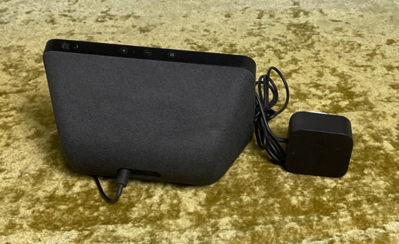 Amazon Echo Show 8 1st Gen Smart Display With Alexa & ORIGINAL POWER SUPPLY image 2