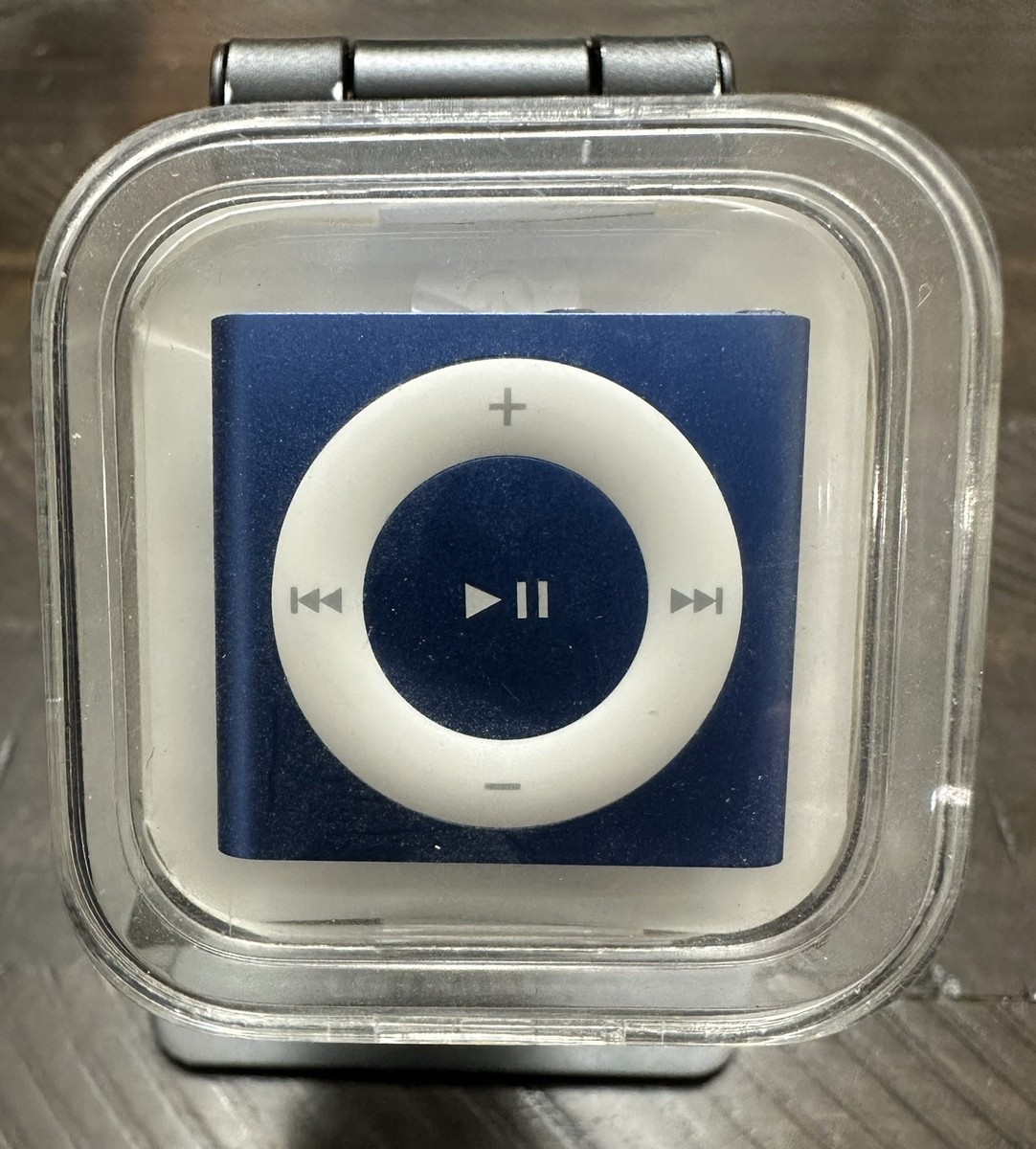 Apple iPod Shuffle 2GB NEW SEALED 4th Generation Blue Vintage