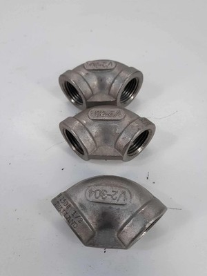 Tay 304 150# 1/2 Threaded Elbow Fitting, 90 Degrees 1/2'' Lot of 3