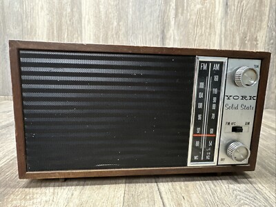Vintage York Solid State AM/FM Radio
